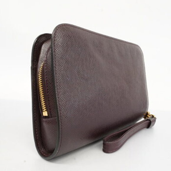 Louis Vuitton Taiga Baikal Clutch Bag - Picture 2 of 10